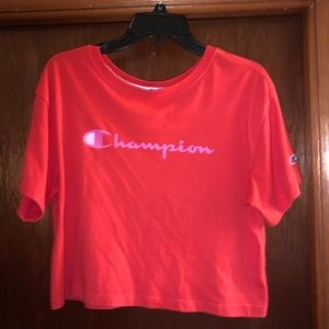 Red Champion cropped tee.